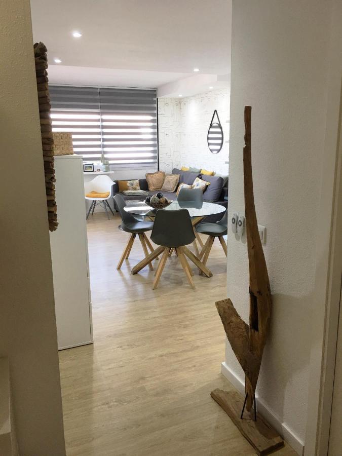 Superbe Appartement Avec Solarium Et Piscine Communautaire Roses Exteriér fotografie