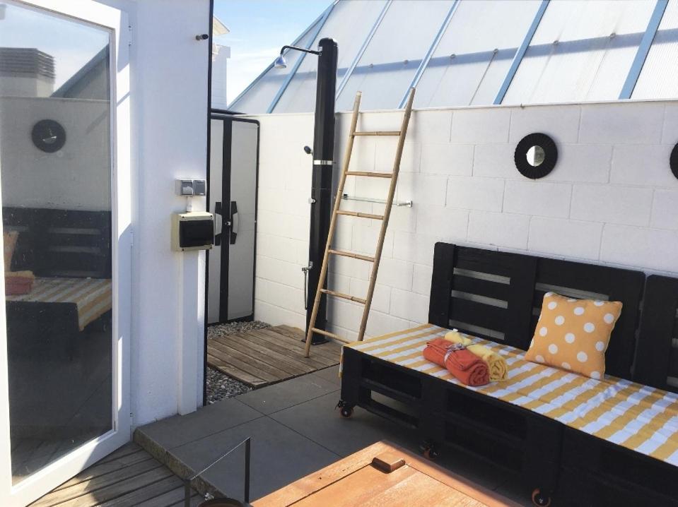 Superbe Appartement Avec Solarium Et Piscine Communautaire Roses Exteriér fotografie